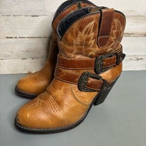 Dingo Bridget Women’s Brown Leather Ankle Boots Sz 7.5